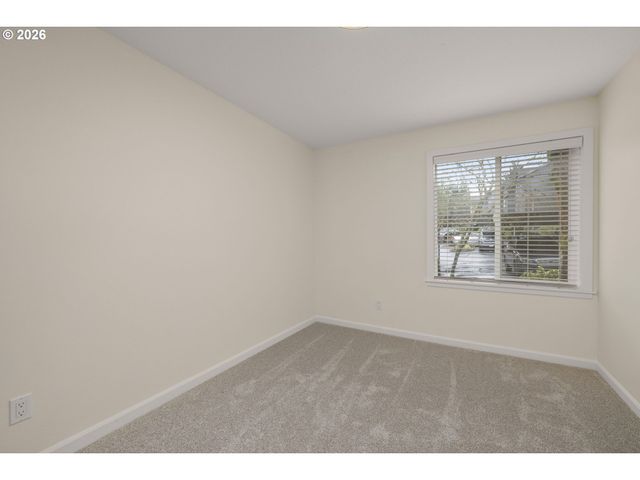 7931 Sw 40TH Ave I, Portland, OR 97219