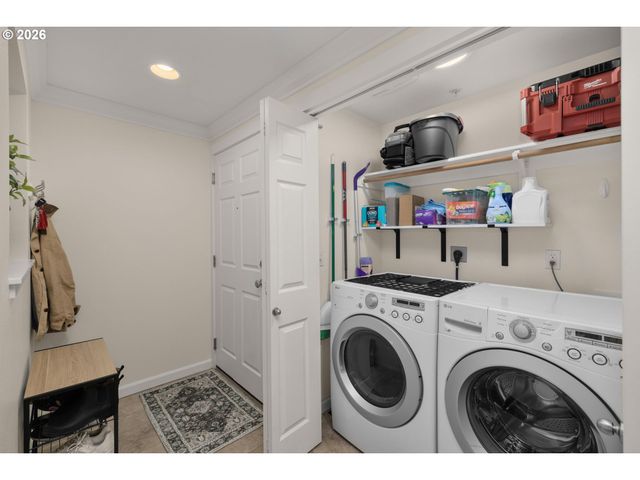 7931 Sw 40TH Ave I, Portland, OR 97219