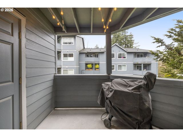 7931 Sw 40TH Ave I, Portland, OR 97219