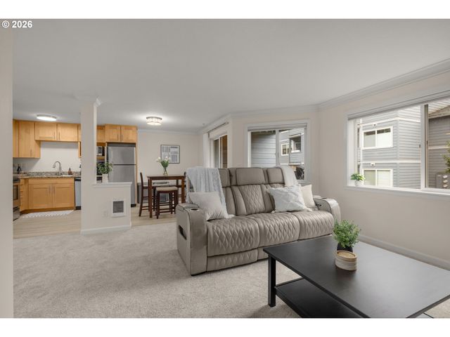 7931 Sw 40TH Ave I, Portland, OR 97219