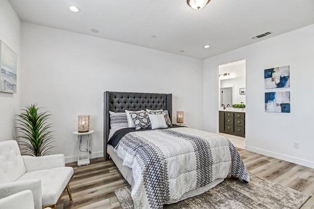 2352 Bronze Star Way, Sacramento, CA 95818