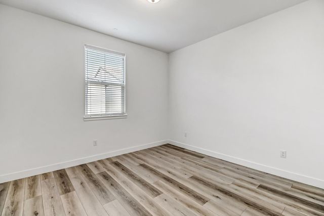 2352 Bronze Star Way, Sacramento, CA 95818
