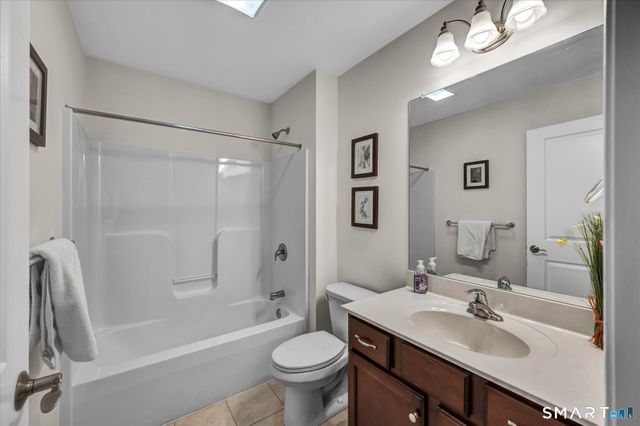 2 Twin Pines Drive, Wallingford, CT 06492