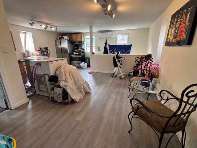 2232 Cranberry Hwy B, Wareham, MA 02576