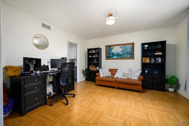 213 Gilbert Road, New Hartford, NY 13413