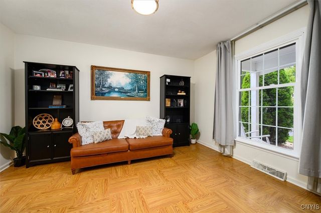 213 Gilbert Road, New Hartford, NY 13413