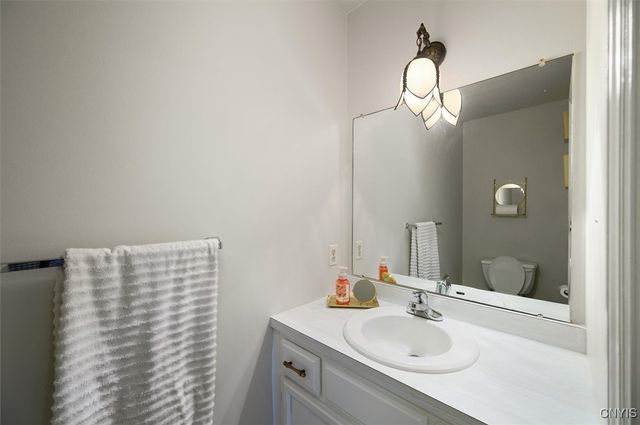 213 Gilbert Road, New Hartford, NY 13413