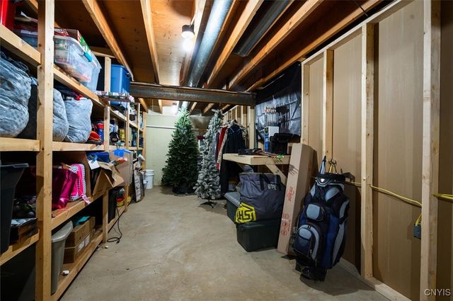 213 Gilbert Road, New Hartford, NY 13413