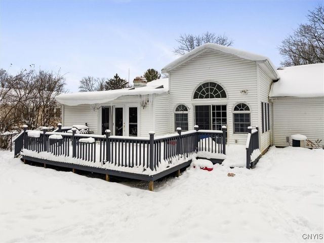 213 Gilbert Road, New Hartford, NY 13413