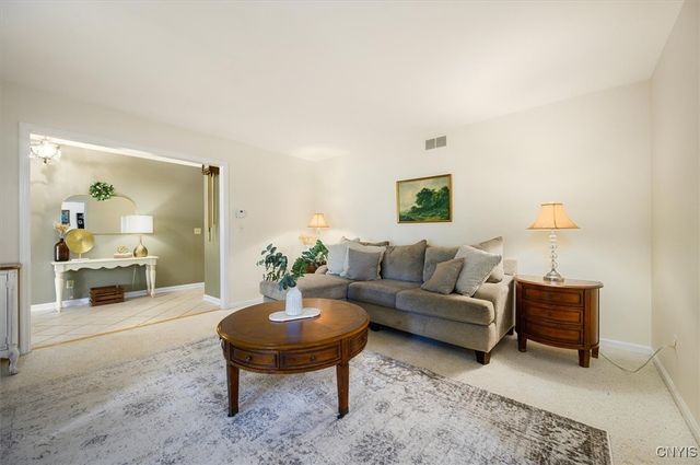 213 Gilbert Road, New Hartford, NY 13413