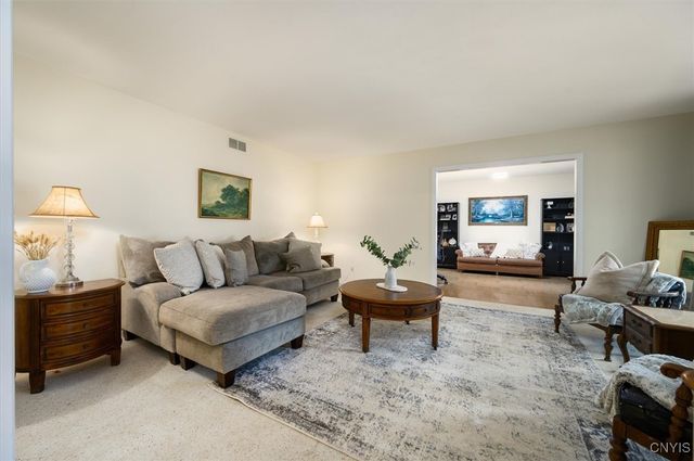 213 Gilbert Road, New Hartford, NY 13413