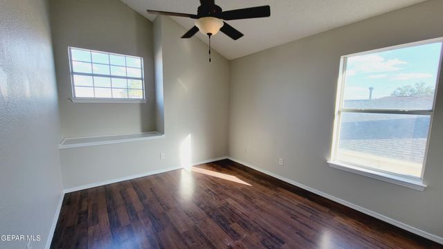 6217 ROSE COLLENG Place, El Paso, TX 79932