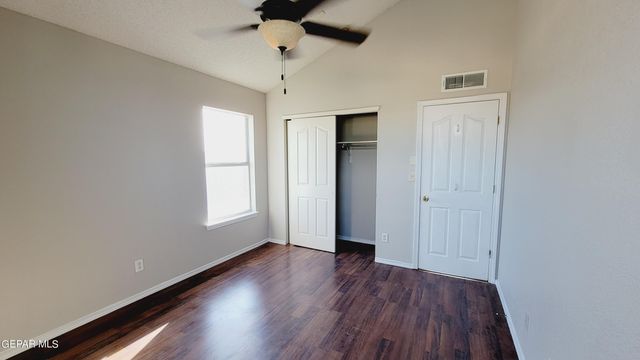 6217 ROSE COLLENG Place, El Paso, TX 79932