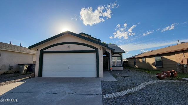 6217 ROSE COLLENG Place, El Paso, TX 79932