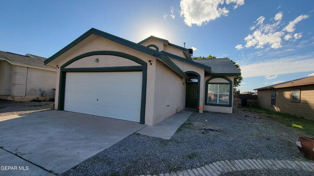 6217 ROSE COLLENG Place, El Paso, TX 79932