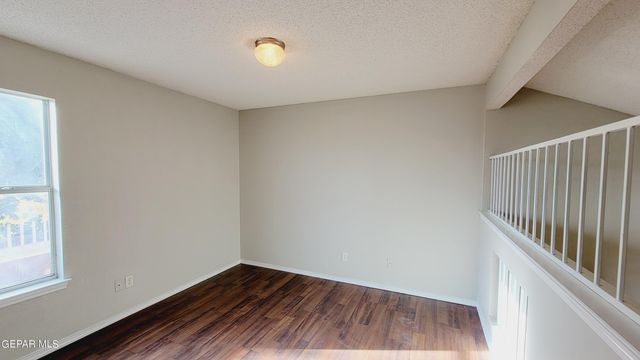 6217 ROSE COLLENG Place, El Paso, TX 79932