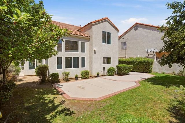 7422 Kyle Court, West Hills, CA 91307