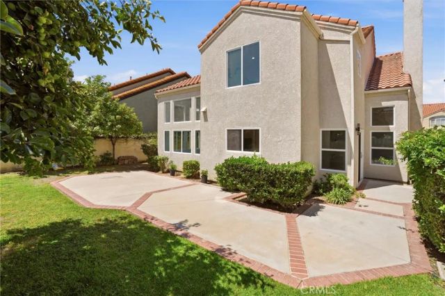 7422 Kyle Court, West Hills, CA 91307