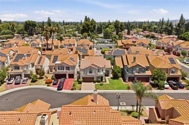 7422 Kyle Court, West Hills, CA 91307
