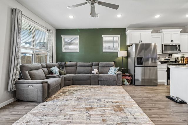 491 Pebble Brook Lane, Princeton, TX 75407