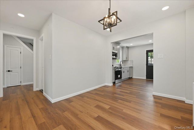 20 Wyona Avenue, Lindenhurst, NY 11757