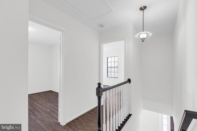 7651 SOUTHERN OAK DR, Springfield, VA 22153