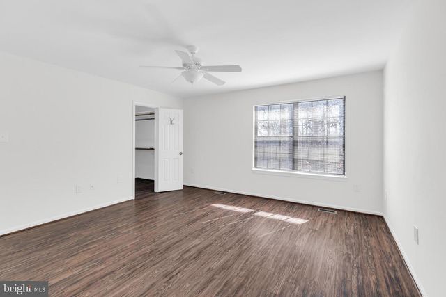 7651 SOUTHERN OAK DR, Springfield, VA 22153