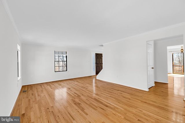 7651 SOUTHERN OAK DR, Springfield, VA 22153