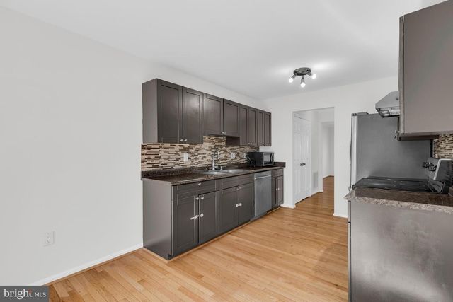 7651 SOUTHERN OAK DR, Springfield, VA 22153