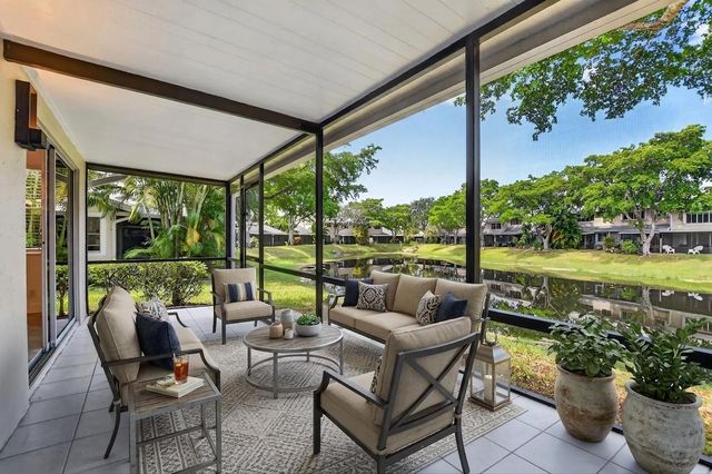 1971 Discovery Circle E, Deerfield Beach, FL 33442
