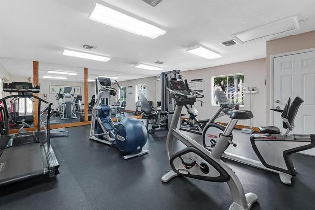 1971 Discovery Circle E, Deerfield Beach, FL 33442