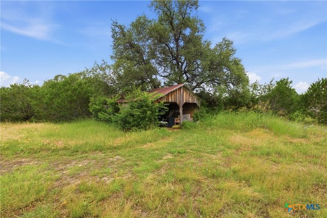 7020 CR 211, Florence, TX 76527