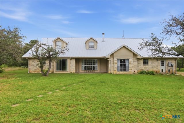7020 CR 211, Florence, TX 76527