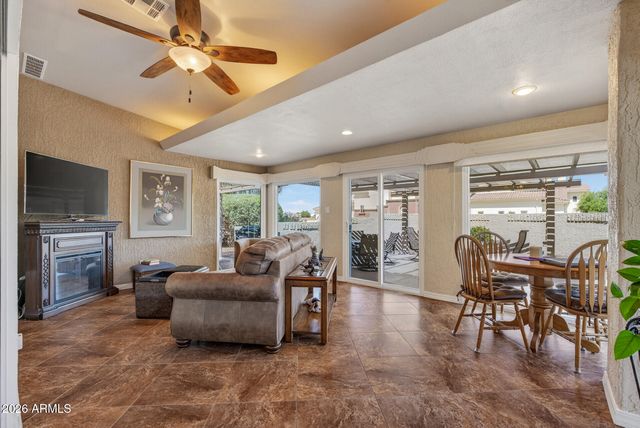 22413 N LAS VEGAS Drive, Sun City West, AZ 85375