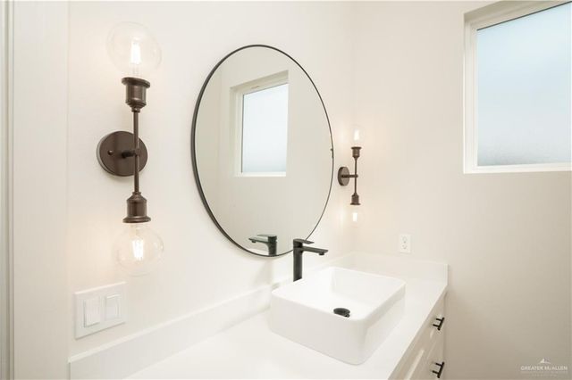 2508 San Bernard Street, Edinburg, TX 78542