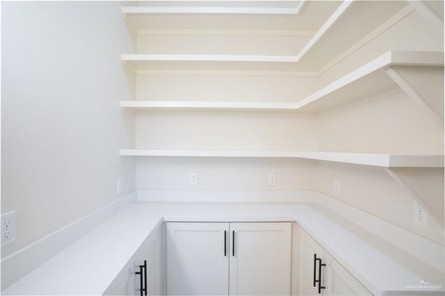 2508 San Bernard Street, Edinburg, TX 78542