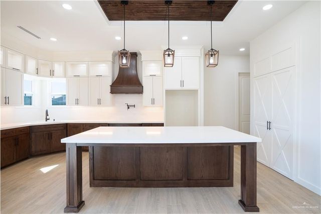 2508 San Bernard Street, Edinburg, TX 78542