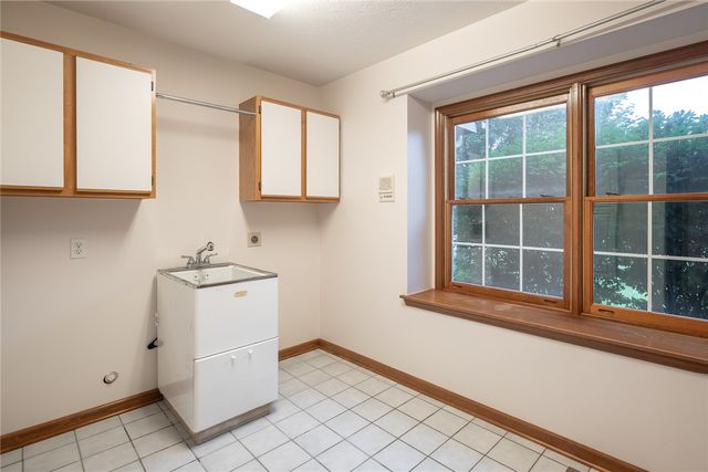 2252 Briggs Road, Centerville, OH 45459