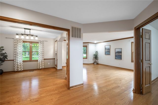2252 Briggs Road, Centerville, OH 45459