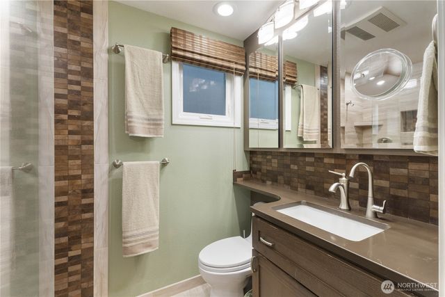 15813 93rd Avenue E, Puyallup, WA 98375