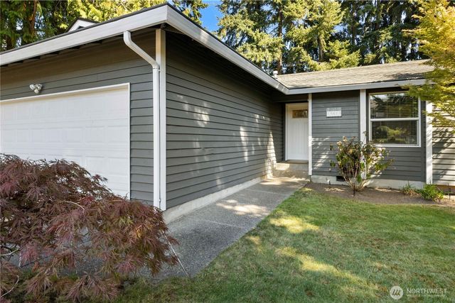 15813 93rd Avenue E, Puyallup, WA 98375