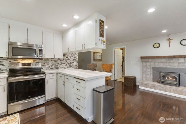 15813 93rd Avenue E, Puyallup, WA 98375