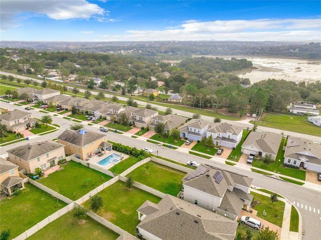 1300 CAVENDER CREEK RD, Minneola, FL 34715