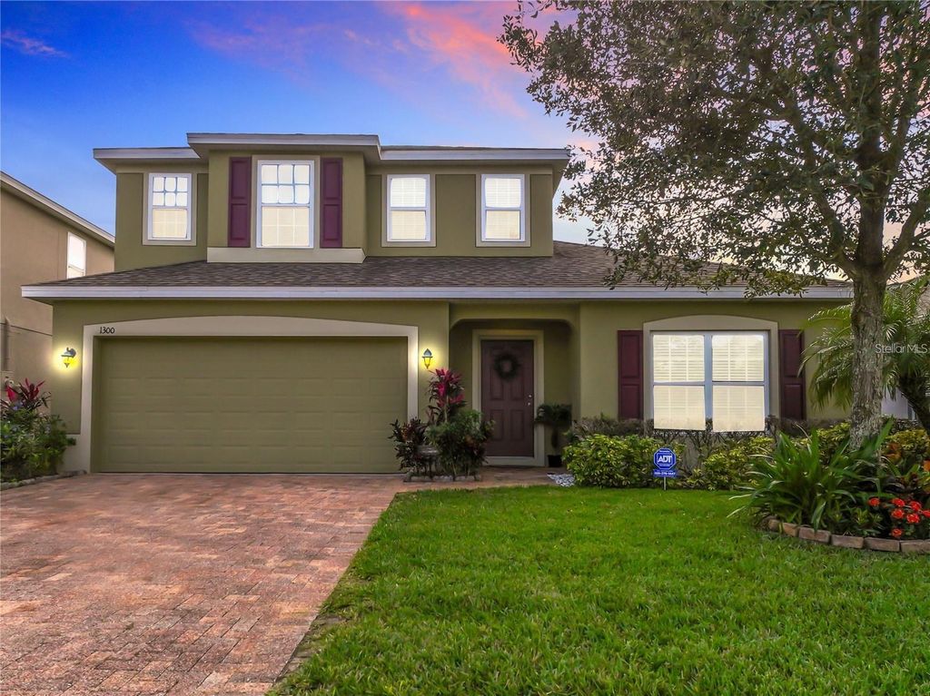 1300 CAVENDER CREEK RD, Minneola, FL 34715