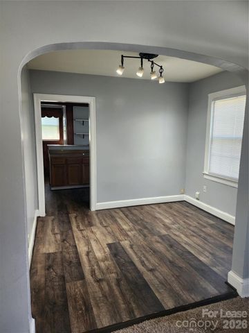 3024 Parkway Avenue, Charlotte, NC 28208