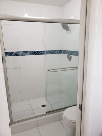 4780 NW 102nd Avenue 204-11, Doral, FL 33178