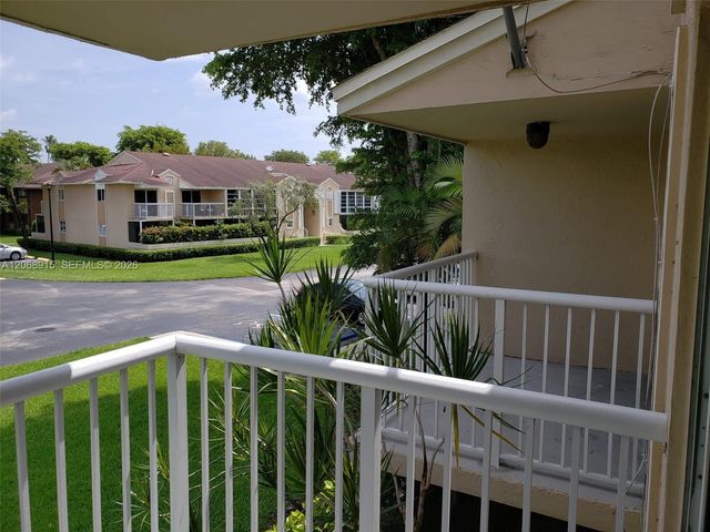 4780 NW 102nd Avenue 204-11, Doral, FL 33178