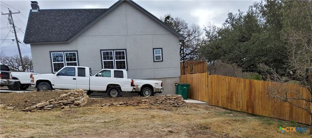 309 N 10th Street, Gatesville, TX 76528