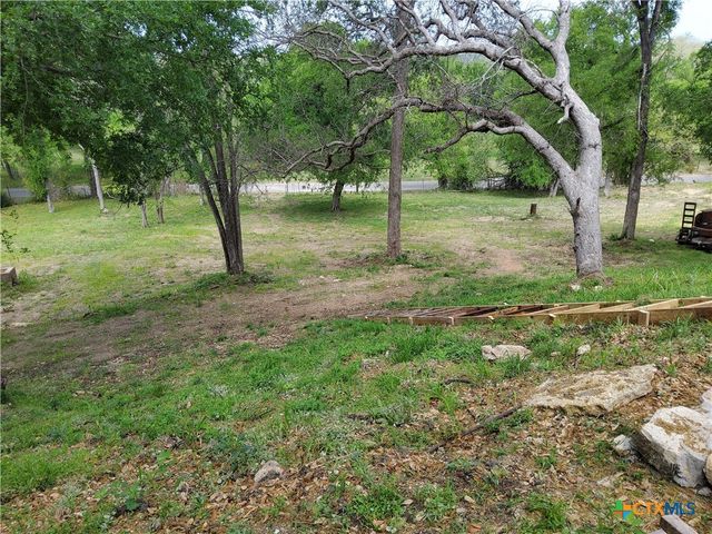 309 N 10th Street, Gatesville, TX 76528