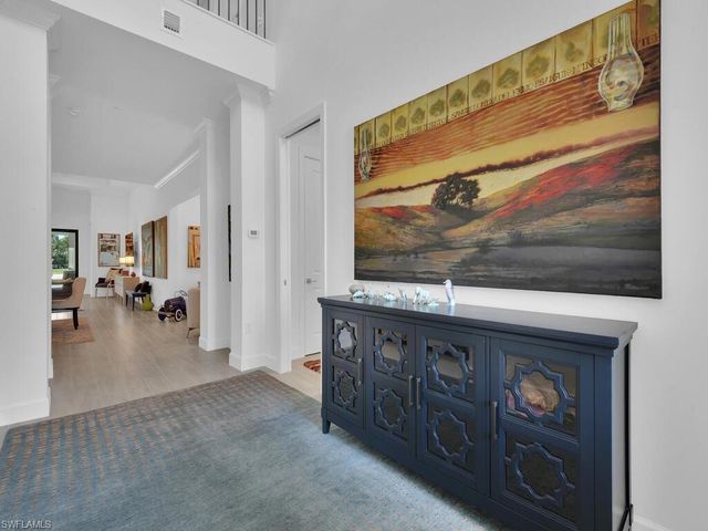 7229 Wiregrass CT, Naples, FL 34114